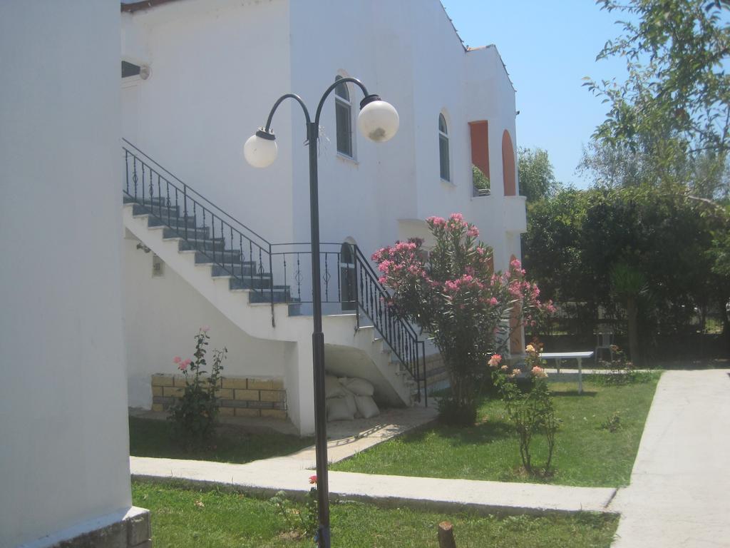 Inci Apart & Hotel Енез Екстериор снимка