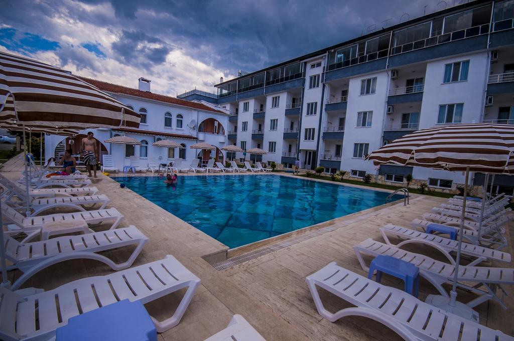 Inci Apart & Hotel Енез Екстериор снимка