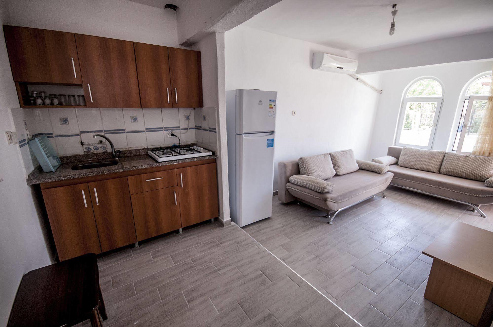 Inci Apart & Hotel Енез Екстериор снимка