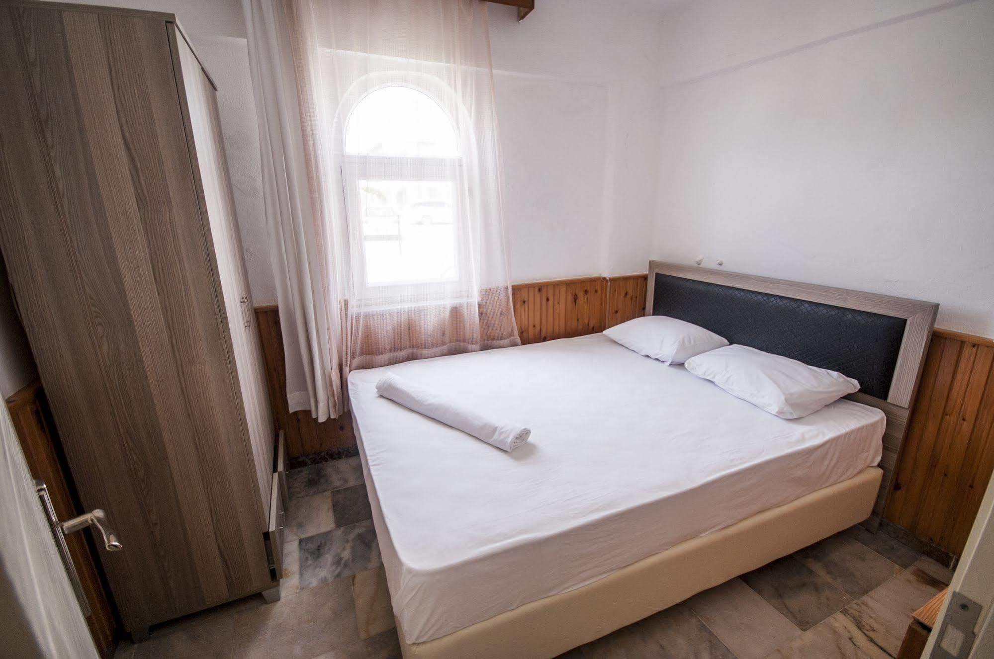 Inci Apart & Hotel Енез Екстериор снимка