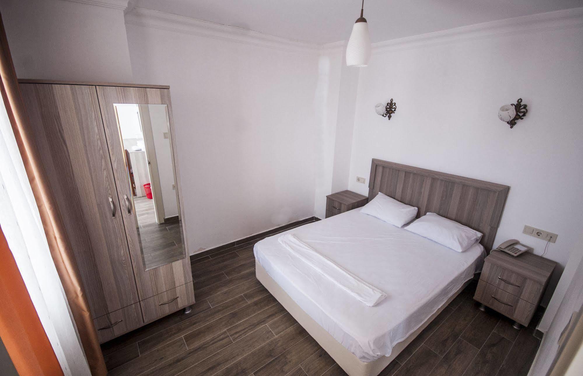 Inci Apart & Hotel Енез Екстериор снимка