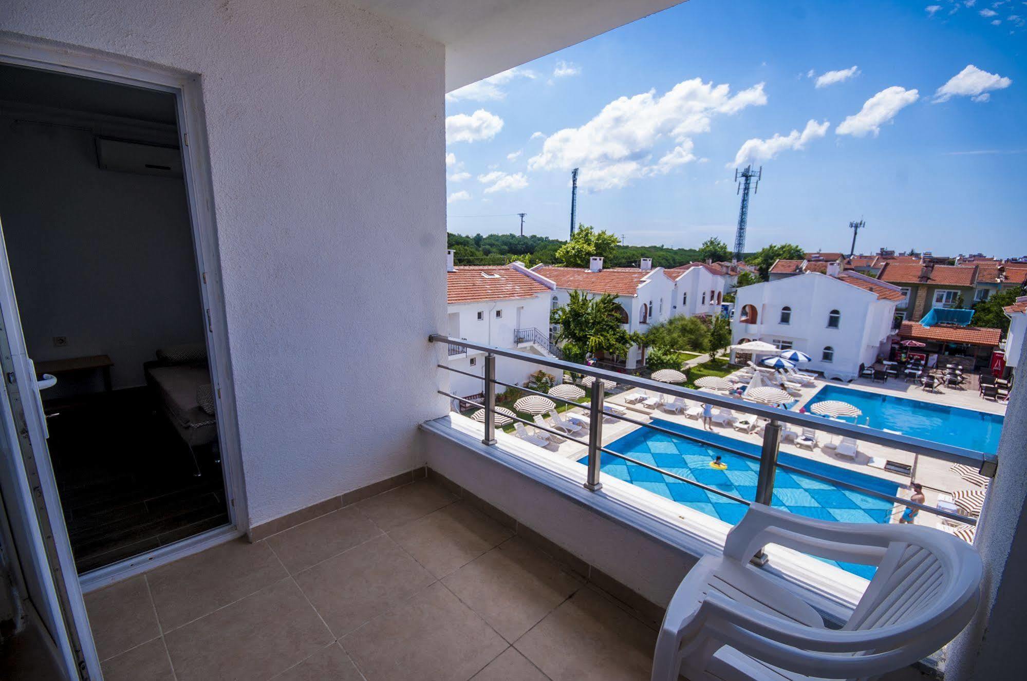Inci Apart & Hotel Енез Екстериор снимка