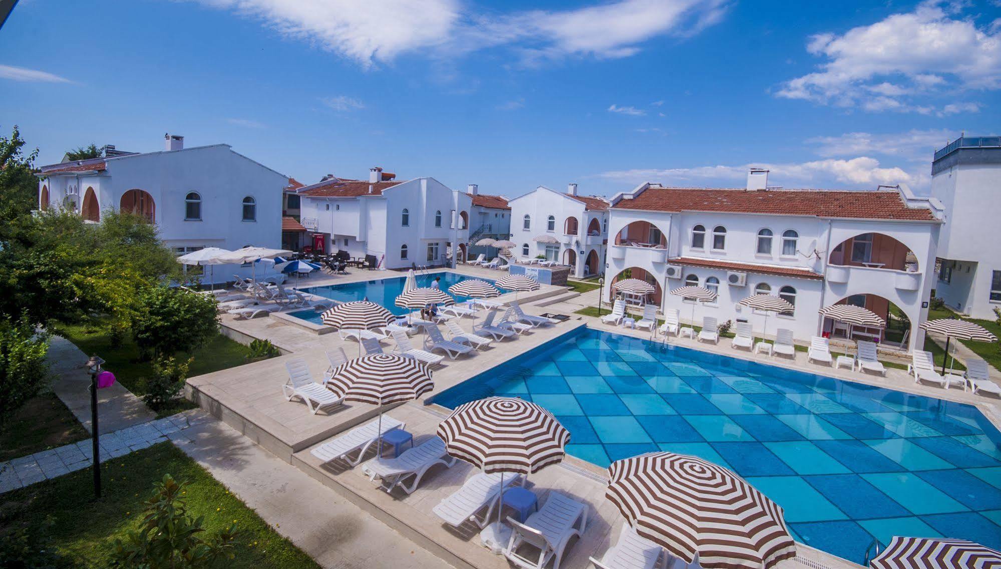 Inci Apart & Hotel Енез Екстериор снимка